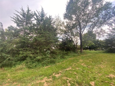 Nice building lot w/ 121' of golf course frontage. Own a lot at on Lake Panorama National Golf Course in Iowa - for sale on GolfHomes.com, golf home, golf lot