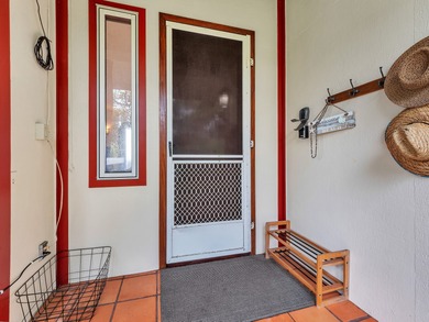 This lovely, well-cared-for home is located in desirable Mark on Discovery Harbour Golf Course in Hawaii - for sale on GolfHomes.com, golf home, golf lot