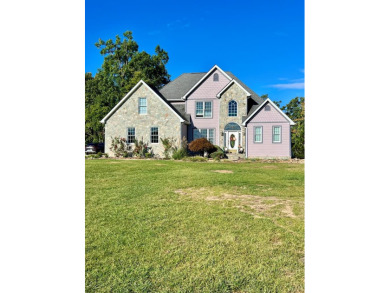 This 4,300 sq ft (all living) 4 Bedroom 3.50 Bathroom 2 story on StoneCrest Golf Course in Kentucky - for sale on GolfHomes.com, golf home, golf lot