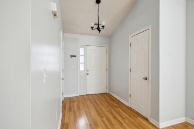 AGENTS Please read agent notes. Move-in ready in Crowfield on Crowfield Golf and Country Club in South Carolina - for sale on GolfHomes.com, golf home, golf lot