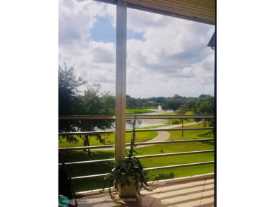 Perfect Investment property with tenant in place! Great on Davie Golf Club in Florida - for sale on GolfHomes.com, golf home, golf lot