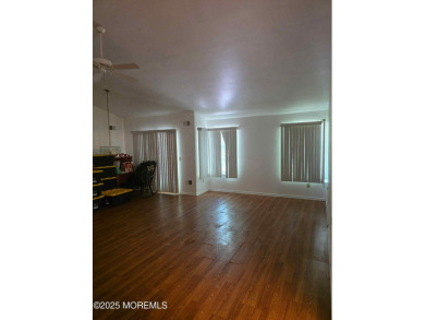 Great opportunity in Leisure Village West! This 2 bedroom, 2 and on Leisure Village West Assoc. in New Jersey - for sale on GolfHomes.com, golf home, golf lot