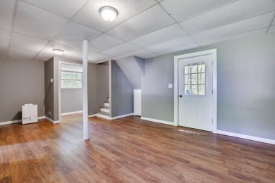 Tastefully renovated three Bedroom two bathroom home in amenity on Thornhurst Country Club in Pennsylvania - for sale on GolfHomes.com, golf home, golf lot
