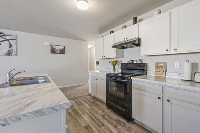 If you're a golf lover, Shaftesbury Green offers one of the best on Shaftesbury Glen Golf and Fish Club in South Carolina - for sale on GolfHomes.com, golf home, golf lot