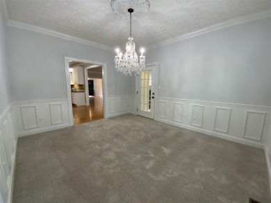 You'll fall in love with this beautiful, spacious home on a on CrossWinds Golf Course in Kentucky - for sale on GolfHomes.com, golf home, golf lot