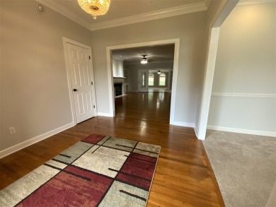 You'll fall in love with this beautiful, spacious home on a on CrossWinds Golf Course in Kentucky - for sale on GolfHomes.com, golf home, golf lot