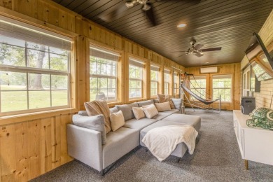 Beautifully updated 4 bedroom, 2 bathroom home in Village Green on Twin Lakes Golf Club in Arkansas - for sale on GolfHomes.com, golf home, golf lot