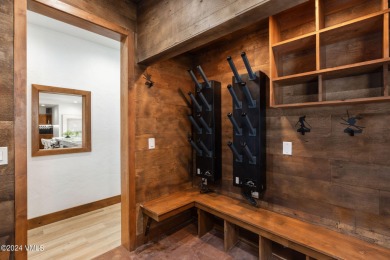 Charming 6-bedroom single-family home in Beaver Creek blends on Beaver Creek Golf Club in Colorado - for sale on GolfHomes.com, golf home, golf lot