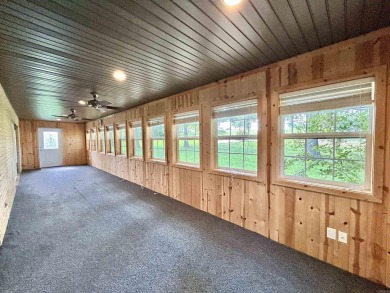 Beautifully updated 4 bedroom, 2 bathroom home in Village Green on Twin Lakes Golf Club in Arkansas - for sale on GolfHomes.com, golf home, golf lot