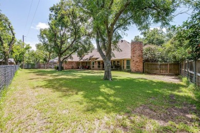 Welcome to this elegant 3-bedroom, 2.5-bath home located in the on Pecan Plantation Country Club in Texas - for sale on GolfHomes.com, golf home, golf lot