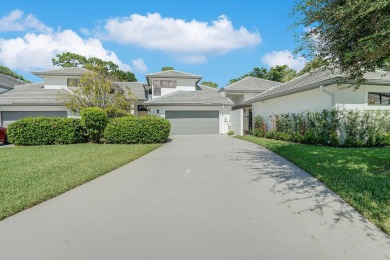 Welcome home to Breakers West! This stunningly renovated 3 BR, 2 on Mayacoo Lakes Country Club in Florida - for sale on GolfHomes.com, golf home, golf lot