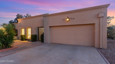 Stunning, fully renovated corner-unit townhome in a vibrant 55+ on Omni Tucson National Golf Resort and Spa - Catalina in Arizona - for sale on GolfHomes.com, golf home, golf lot
