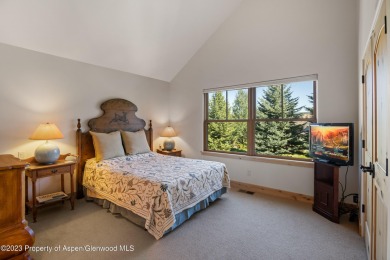 Introducing a lavish 4-bedroom Peaks Townhome nestled within the on Aspen Glen Club in Colorado - for sale on GolfHomes.com, golf home, golf lot