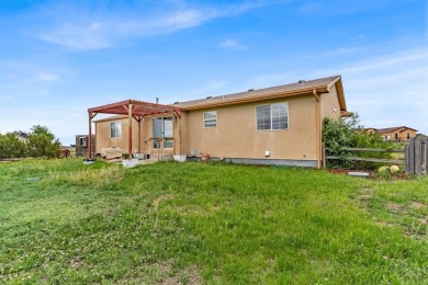 This 3-bedroom, 3-bathroom stucco home in Pueblo West offers on Desert Hawk At Pueblo West in Colorado - for sale on GolfHomes.com, golf home, golf lot