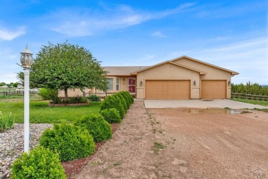 This 3-bedroom, 3-bathroom stucco home in Pueblo West offers on Desert Hawk At Pueblo West in Colorado - for sale on GolfHomes.com, golf home, golf lot