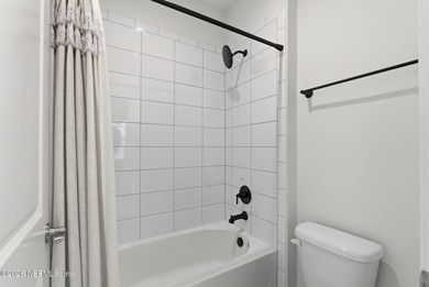 Like new, crisp, modern Villa with designer finishes throughout on Palm Valley Golf Club in Florida - for sale on GolfHomes.com, golf home, golf lot