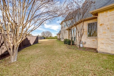 Beautifully designed 2-bedroom, 2.5-bath townhome in The on Harbor Lakes Golf Club in Texas - for sale on GolfHomes.com, golf home, golf lot