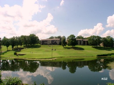 Hard to find walk in unit with full size kitchen, vaulted on Pointe Royale Village Country Club in Missouri - for sale on GolfHomes.com, golf home, golf lot