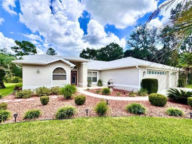 Immaculate 3BR/2.5BA Pool Home in Sugar Mill Woods Oak Village on Sugarmill Woods Golf and Country Club in Florida - for sale on GolfHomes.com, golf home, golf lot