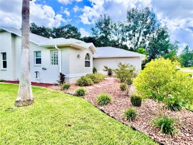 Immaculate 3BR/2.5BA Pool Home in Sugar Mill Woods Oak Village on Sugarmill Woods Golf and Country Club in Florida - for sale on GolfHomes.com, golf home, golf lot