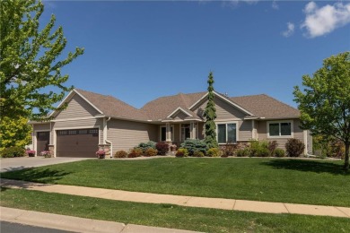 Spectacular 4BR 3-bath Ranch with walkout lower level in the on Somerby Golf Club in Minnesota - for sale on GolfHomes.com, golf home, golf lot