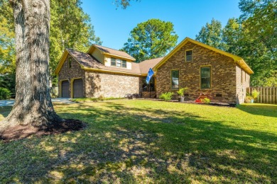 ''Beautifully renovated brick ranch in established Crowfield on Crowfield Golf and Country Club in South Carolina - for sale on GolfHomes.com, golf home, golf lot