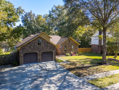 ''Beautifully renovated brick ranch in established Crowfield on Crowfield Golf and Country Club in South Carolina - for sale on GolfHomes.com, golf home, golf lot