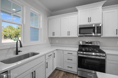 Holiday Special! Choose either a FREE golf cart or a Move-In on Carolina Colours Golf Club in North Carolina - for sale on GolfHomes.com, golf home, golf lot