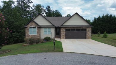Imagine your family thriving in this charming 3-bedroom, 2-bath on Cherokee National Golf and Country Club in South Carolina - for sale on GolfHomes.com, golf home, golf lot
