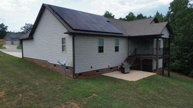 Imagine your family thriving in this charming 3-bedroom, 2-bath on Cherokee National Golf and Country Club in South Carolina - for sale on GolfHomes.com, golf home, golf lot