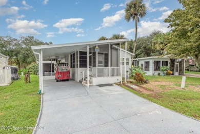 Golf cart included with a full price offer! 
Welcome to your on The Great Outdoors Golf and Country Club in Florida - for sale on GolfHomes.com, golf home, golf lot