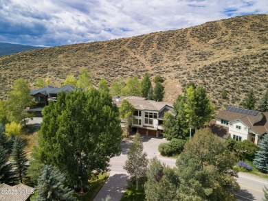 Welcome to this warm and spacious refreshed home offering on Sonnenalp Golf Club in Colorado - for sale on GolfHomes.com, golf home, golf lot