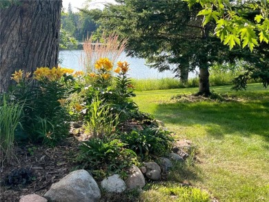 HAVE YOU BEEN DREAMING OF LIVING IN AN AREA OF OUTSTANDING on Ruttgers Bay Lake Lodge Golf Club in Minnesota - for sale on GolfHomes.com, golf home, golf lot