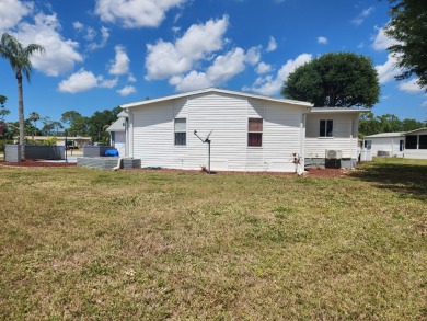 This beautiful 2-bedroom, 2-bath split-floor plan home is on Pine Lakes Country Club in Florida - for sale on GolfHomes.com, golf home, golf lot