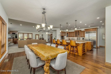 High-end gated location golf cart distance to Hayden Lake CC on Avondale Golf and Tennis Club in Idaho - for sale on GolfHomes.com, golf home, golf lot