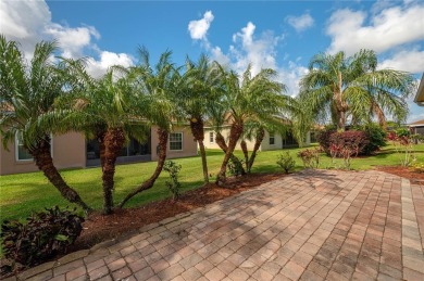 Elegant and spacious 3BA/2Ba home in the premier 55+ Lake Ashton on Lake Ashton Golf Club in Florida - for sale on GolfHomes.com, golf home, golf lot