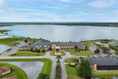 Elegant and spacious 3BA/2Ba home in the premier 55+ Lake Ashton on Lake Ashton Golf Club in Florida - for sale on GolfHomes.com, golf home, golf lot