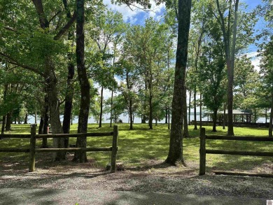 Affordable lake area 2-lot site for mobile home, lake cottage on Boots Randolph Golf Course in Kentucky - for sale on GolfHomes.com, golf home, golf lot