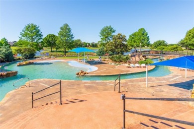 Welcome to this beautifully updated 4 bedroom, 2.5 bath home in on Heritage Lakes - Par 3 - 9 Hole Course in Texas - for sale on GolfHomes.com, golf home, golf lot