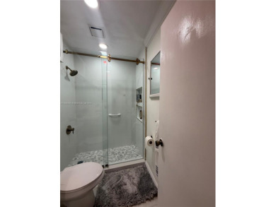 Beautiful One bedroom unit with great updates, move in ready on Sunrise Lakes Phase III in Florida - for sale on GolfHomes.com, golf home, golf lot