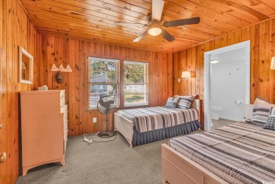 Adorable beach cottage situated just one short block (450 feet) on Beachwood Golf Club in South Carolina - for sale on GolfHomes.com, golf home, golf lot