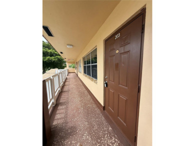 Beautiful One bedroom unit with great updates, move in ready on Sunrise Lakes Phase III in Florida - for sale on GolfHomes.com, golf home, golf lot