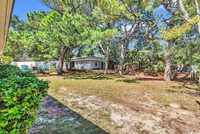 Adorable beach cottage situated just one short block (450 feet) on Beachwood Golf Club in South Carolina - for sale on GolfHomes.com, golf home, golf lot