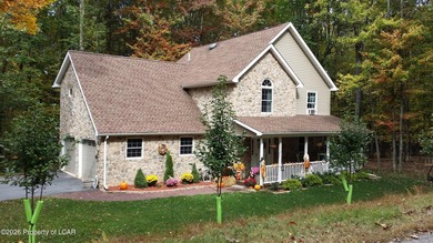 Elegant 4-bedroom, 2.5 bath home in the prestigious Eagle Rock on Eagle Rock Golf and Ski Resort in Pennsylvania - for sale on GolfHomes.com, golf home, golf lot