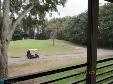 SPOTLESS & READY FOR OCCUPANCY!!*OWNERS MOVED AND WANT on Colony West Country Club in Florida - for sale on GolfHomes.com, golf home, golf lot