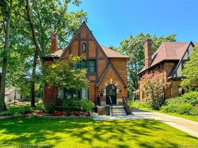 Elegant Tudor in Historic University District  

This 5-bedroom on Detroit Golf Club  in Michigan - for sale on GolfHomes.com, golf home, golf lot