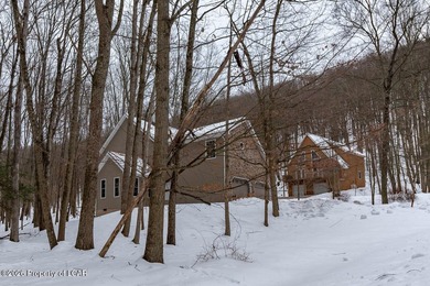 Elegant 4-bedroom, 2.5 bath home in the prestigious Eagle Rock on Eagle Rock Golf and Ski Resort in Pennsylvania - for sale on GolfHomes.com, golf home, golf lot