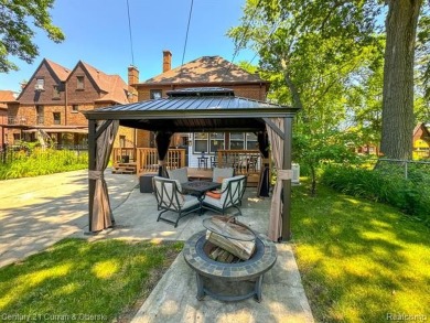 Elegant Tudor in Historic University District  

This 5-bedroom on Detroit Golf Club  in Michigan - for sale on GolfHomes.com, golf home, golf lot