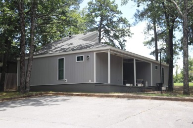 For Sale: 104 Shadow Ridge Court, Fairfield Bay, AR ?? 2 Bed | 2 on Mountain Ranch Golf Club in Arkansas - for sale on GolfHomes.com, golf home, golf lot