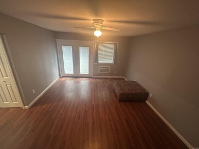 For Sale: 104 Shadow Ridge Court, Fairfield Bay, AR ?? 2 Bed | 2 on Mountain Ranch Golf Club in Arkansas - for sale on GolfHomes.com, golf home, golf lot